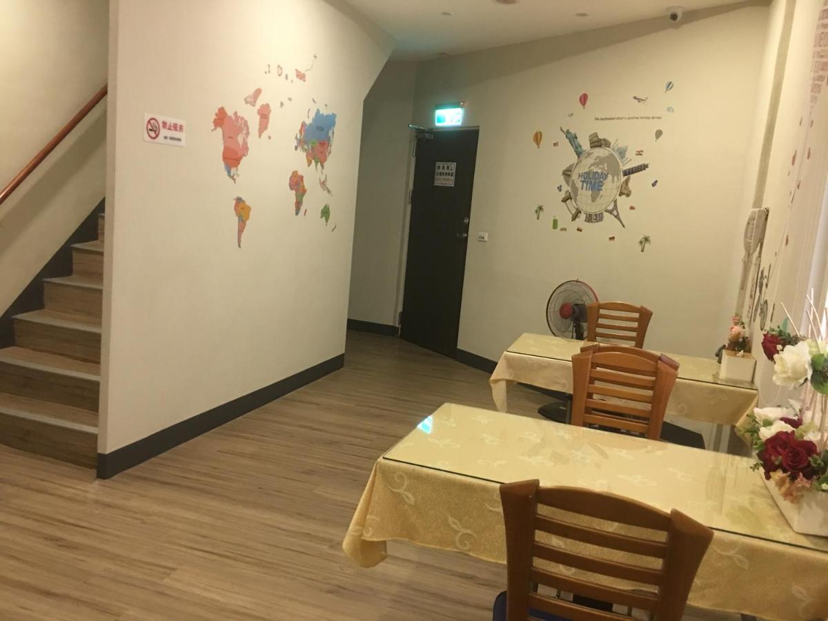 Ouge Motel - Fengshan Kaohsiung Exterior photo